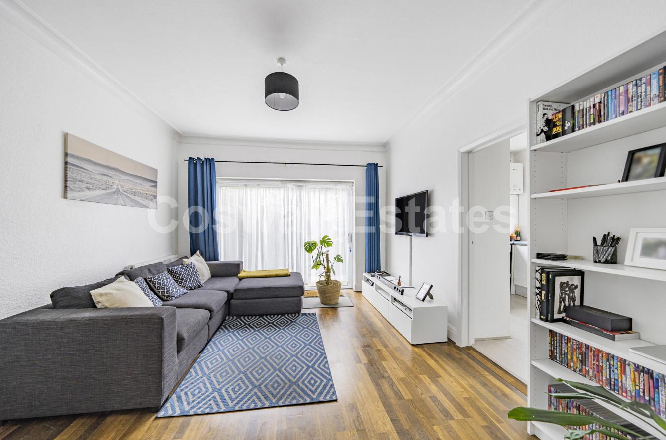 Fairfield Crescent, HA8, Edgware